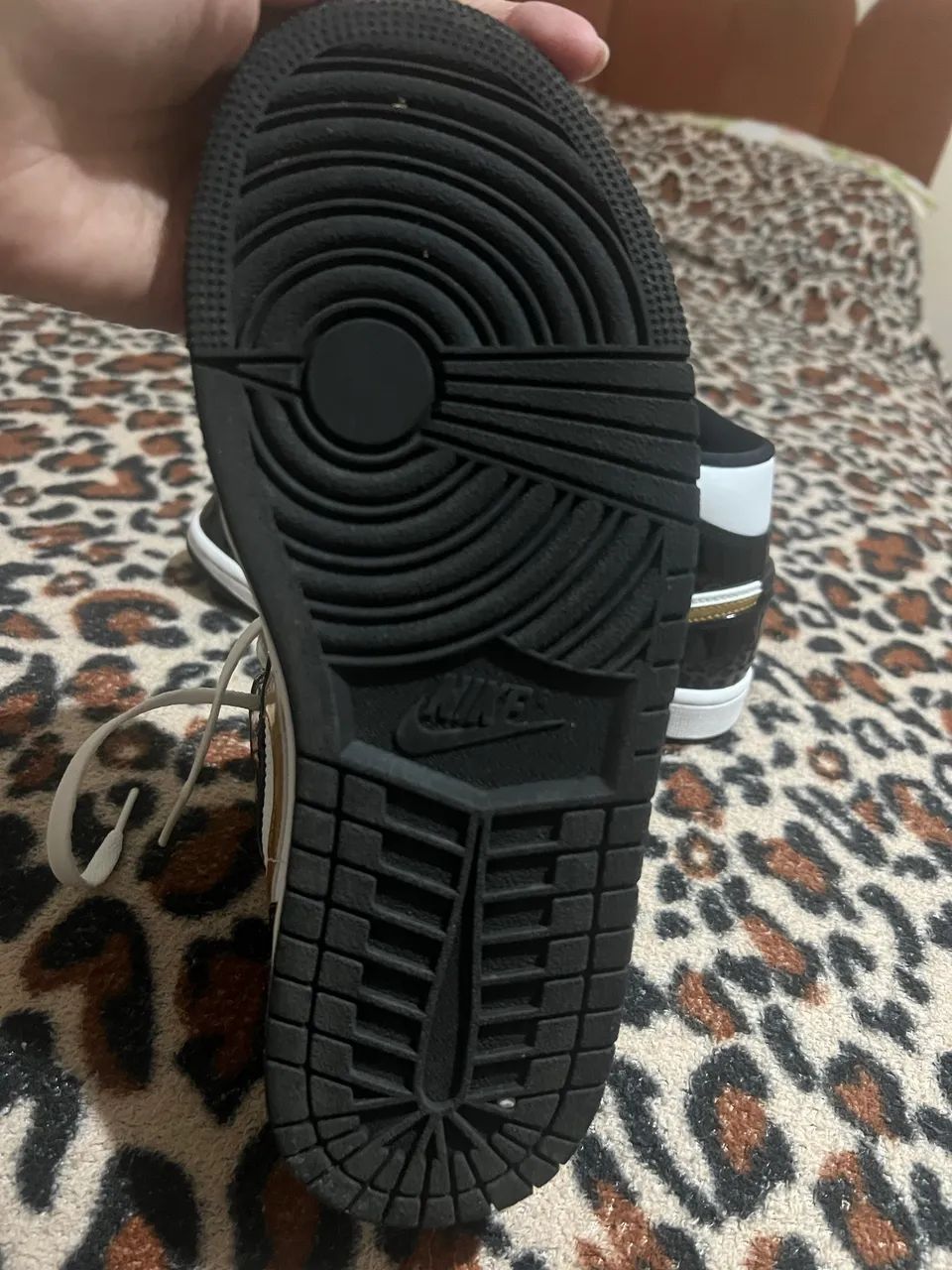 Tênis Nike air Jordan 1 mid  - Foto 5