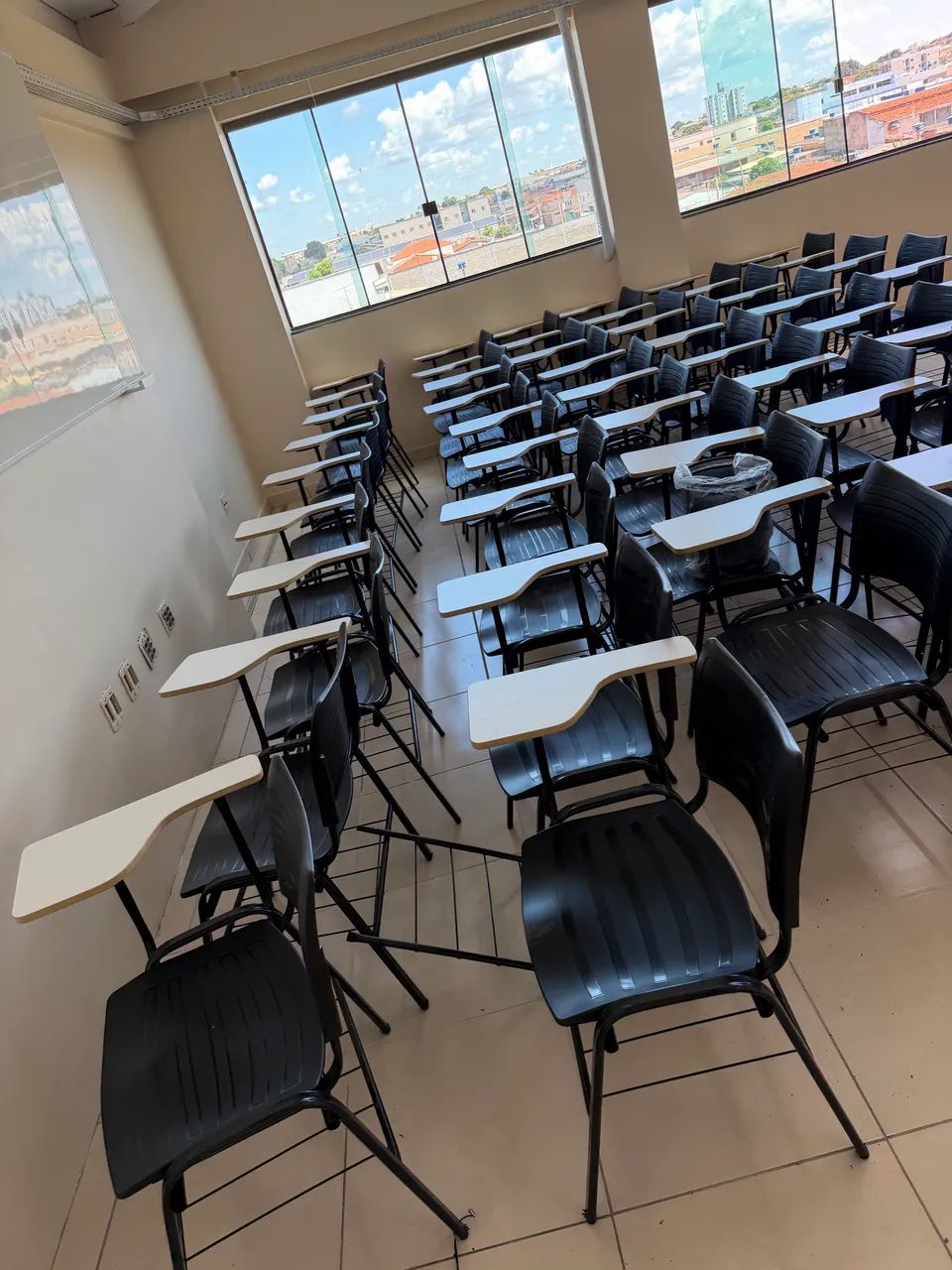 Cadeira universitária nova  - Foto 4