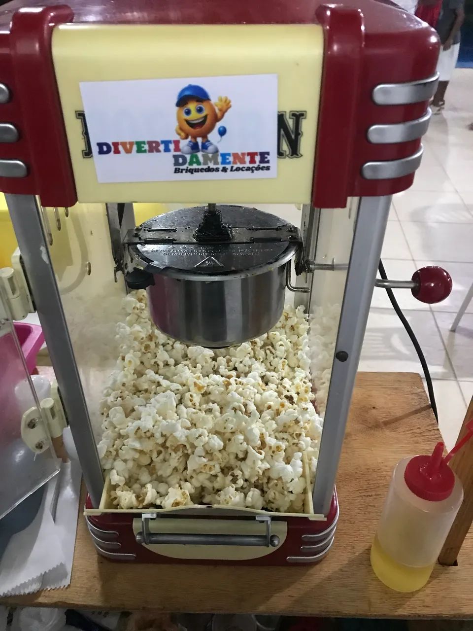 Aluguel de pula pula casinha de bolinha pipoca e algodão doce  - Foto 5
