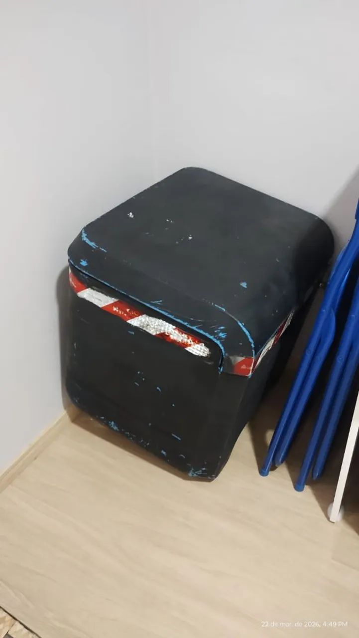 Baú para moto loggi