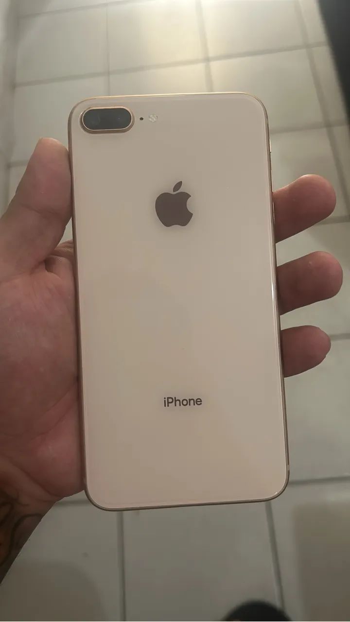 iPhone 8 Plus 