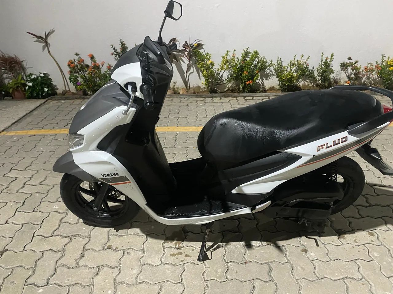 FLUO 125 - Foto 2