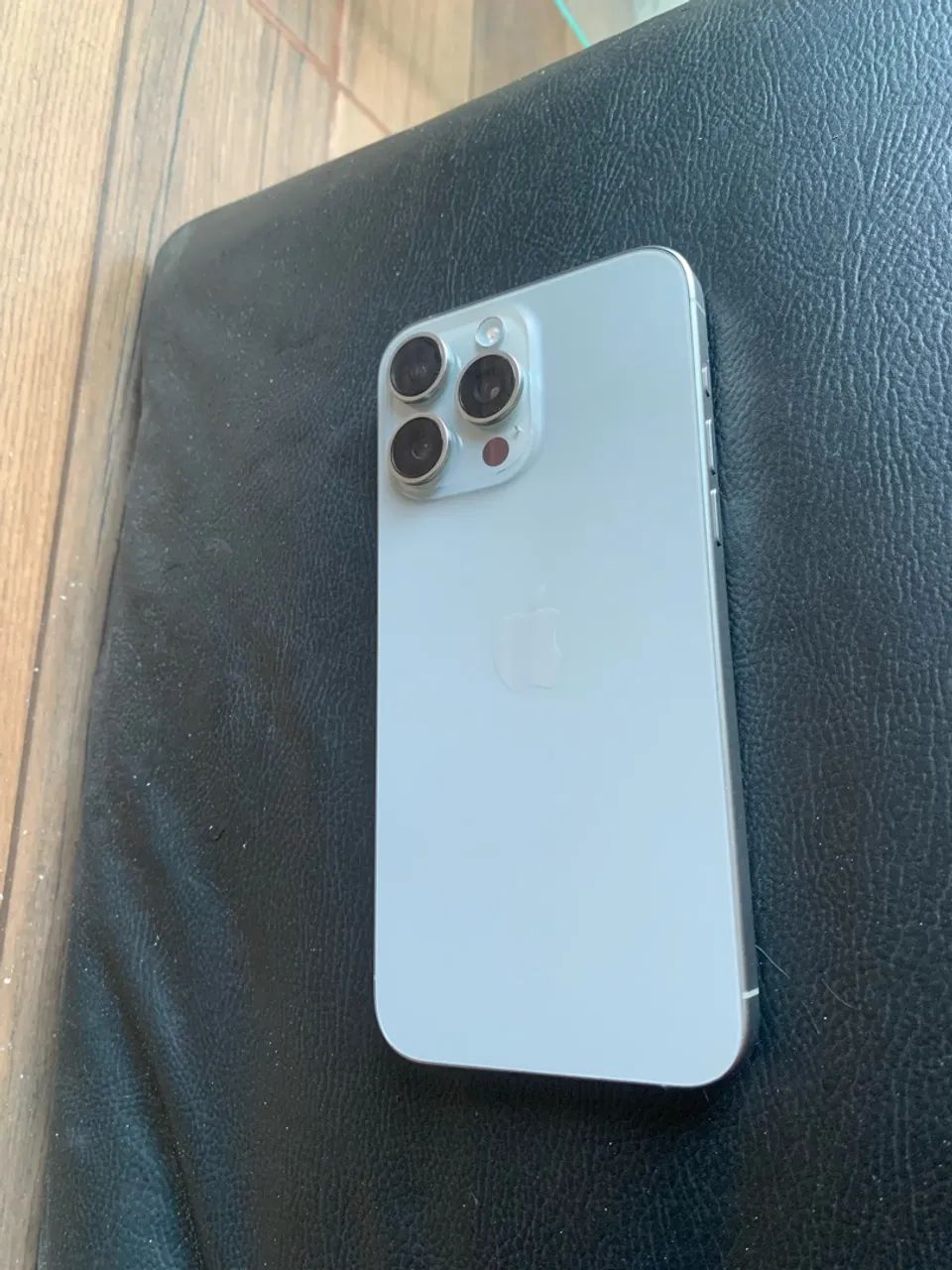 iPhone 15 pro max - Foto 4