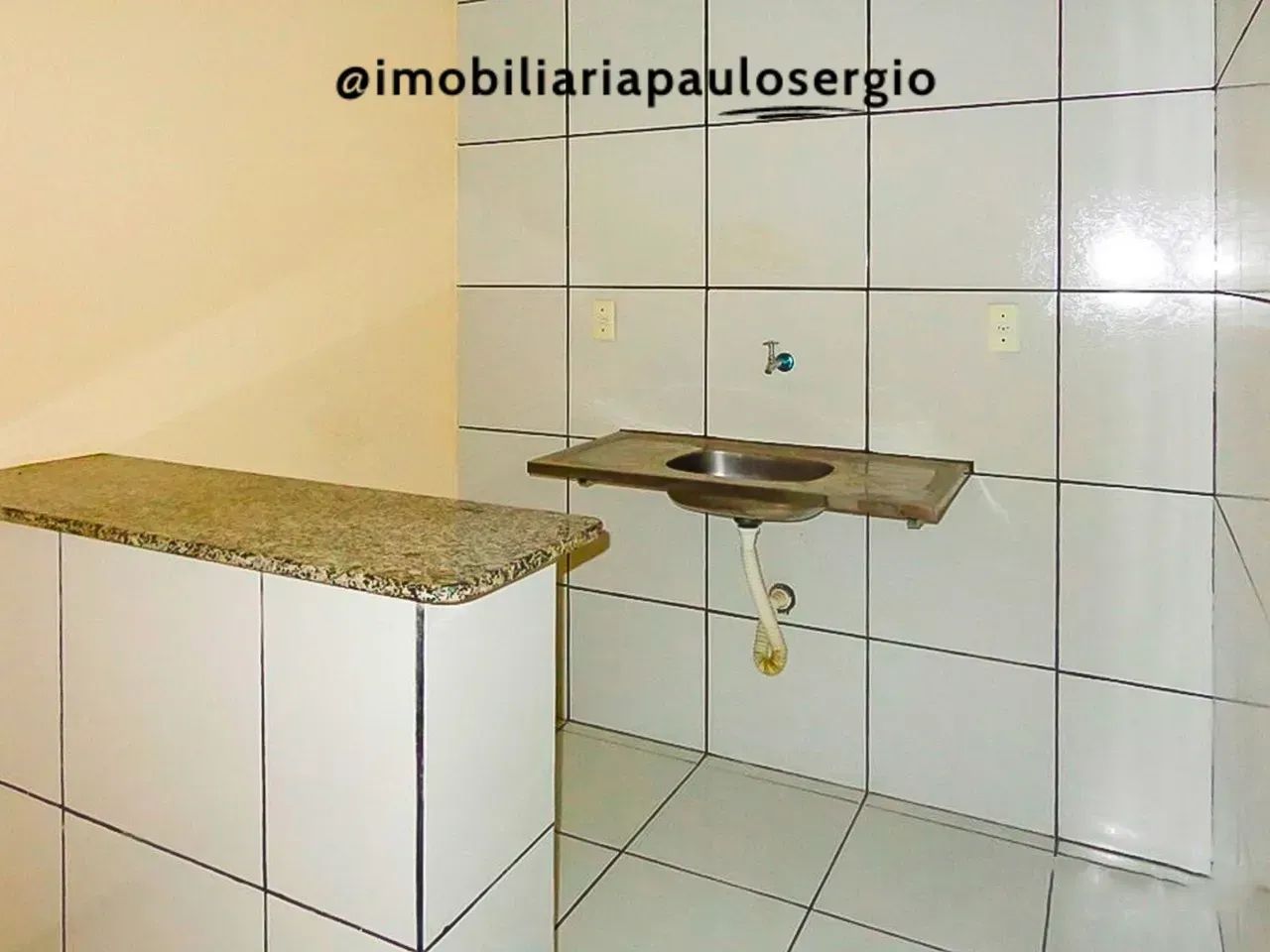 Maraponga  Apto com 1 Quarto  Vaga para Moto - Foto 5