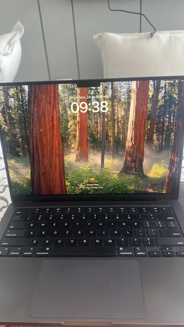 MacBook Pro 14 M4 2024 Space Black - Foto 3