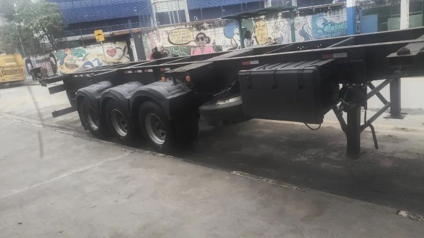 CHASSI PORTA CONTAINER ANO 2015