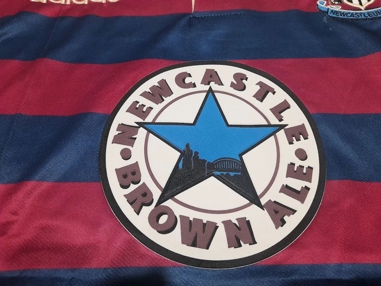 Camisa New Castle retrô. Top. Top - Foto 2