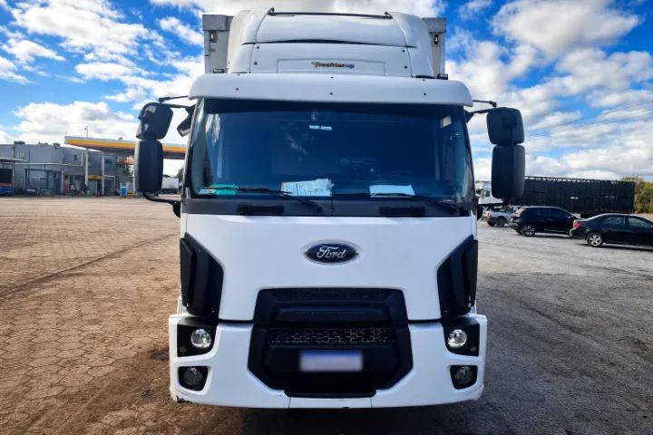 Ford Cargo 1419 (2019) Refrigerado - Oportunidade com Trabalho Fixo - Foto 2