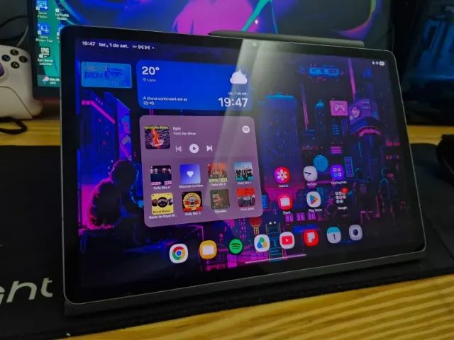 Samsung Galaxy Tab S9 FE+ (Com S Pen) - Estado de Novo
