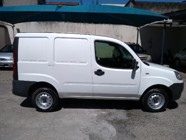 FIAT \ Doblô Cargo 1.8 16V Furgão