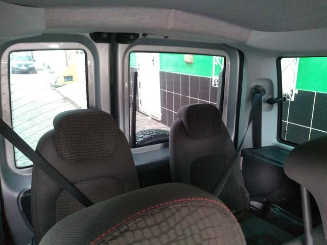 Doblo adv xingu locker 1.8 16v 2013 relíquia - Foto 2