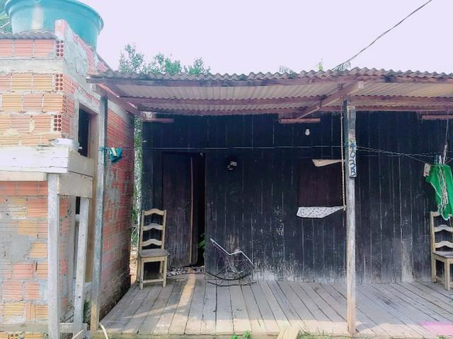 Vendo ou troco casa