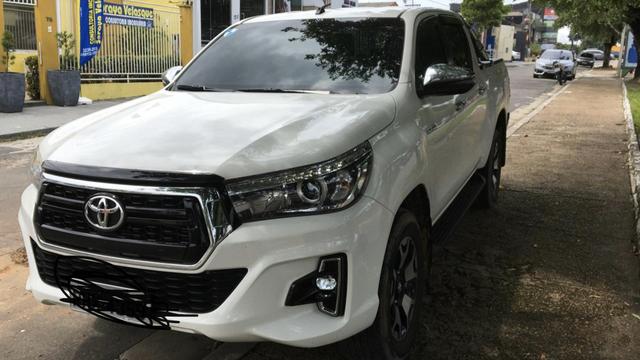 Hilux SRX