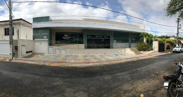 Sala comercial no Centro Empresarial Fernanda Machado, Bairro Suissa