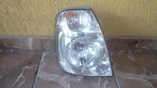 Lente do farol direito Hyundai Hr