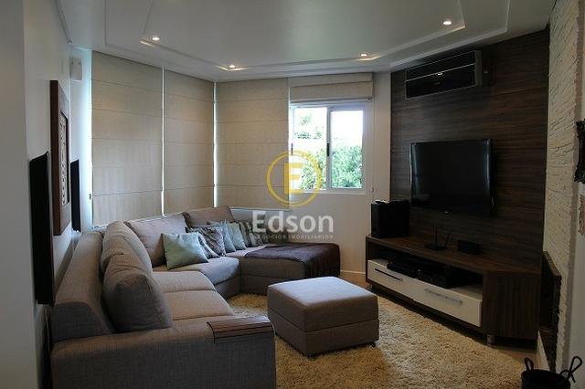 Belíssima Casa Alto Padrão com Área de Lazer Completa - Pedra Branca, Palhoça! - Foto 3