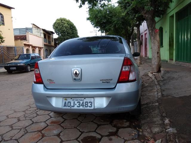 Renault Clio sedan 1.6 completo - Foto 13