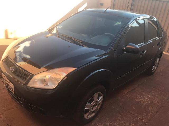 Vendo Carro Ford Fiesta Sedan