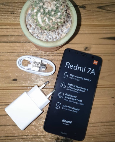 Celular Xiaomi Redmi 7A 2GB Ram Tela 5.45 32GB Camera 12MP