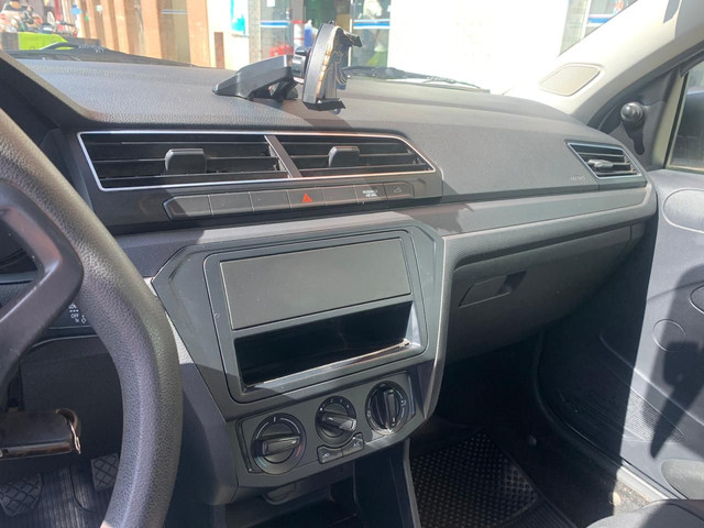 Volkswagen VW Saveiro Robust Branca CS G7 - Foto 5