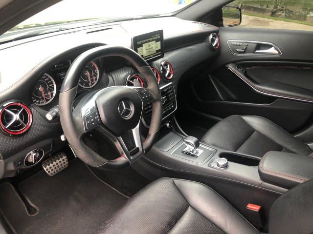 Mercedes Benz - A 45 amg 4 matic 2.0 - Top de linha - Foto 11