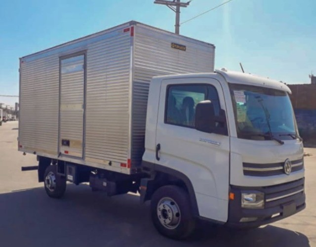 VOLKSWAGEN 2017 BAÚ DELIVERY. MOTOR CUMMINS,