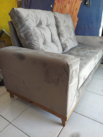 Sofa com base em Madeira - Foto 3