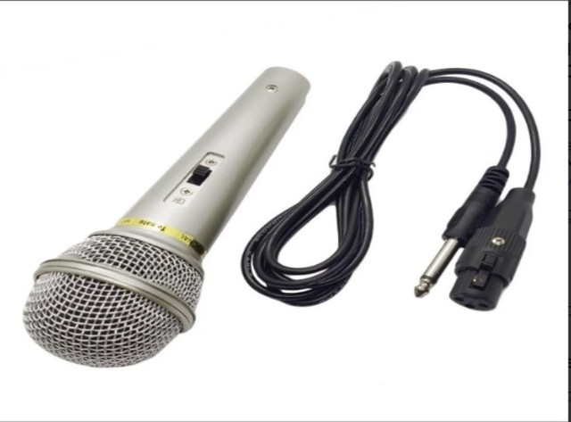 Kit 2 Microfones Tomate Mt-1018 Dinâmico Unidirecional C/ Fio 2,00mts P10 - Foto 4