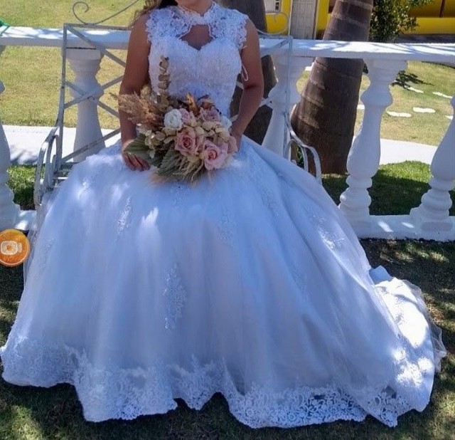 Vestido de noiva lindo, maravilhoso Baixei preço pra vender logo de 1.500 por apenas 1.000 - Foto 5