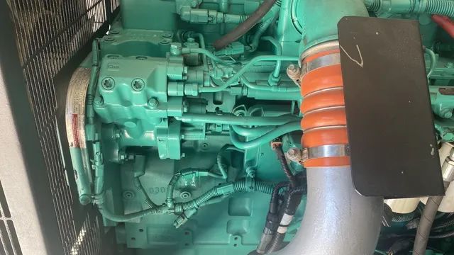 Gerador de Energia 375/360/350 KVA Cummins 2014 Motor Cummins Painel de Comando Digital - Foto 3