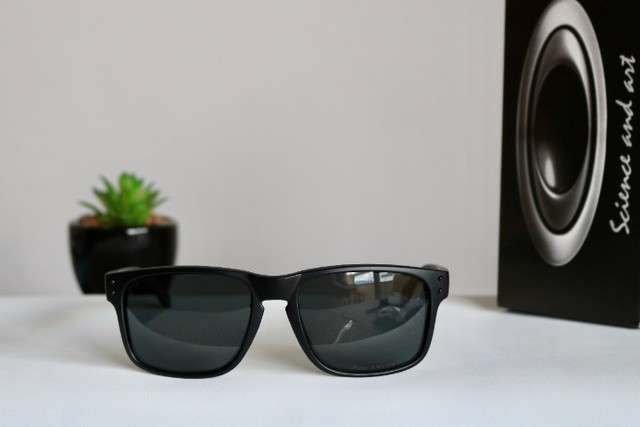 oculos de sol Oakley