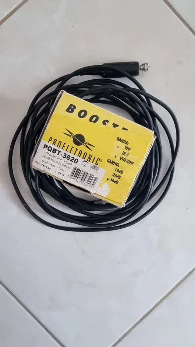 Boster 36 db + 6m de cabo. Usado