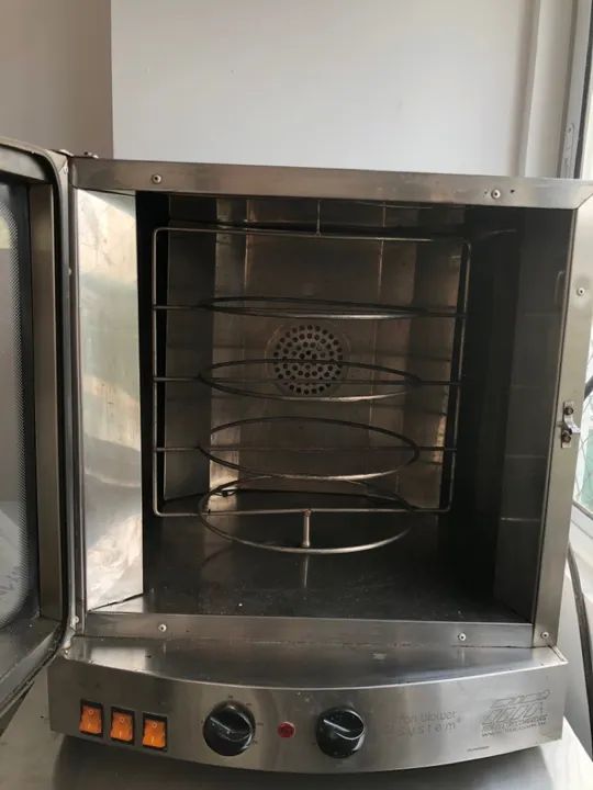 Forno Giratório Titã inox 4 bandejas - Foto 3