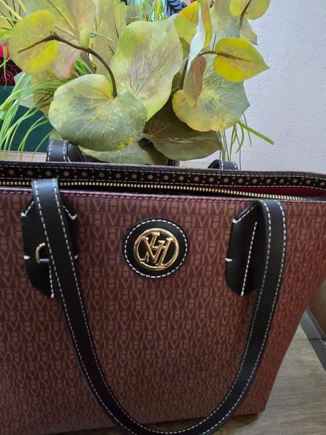 Bolsa média Victor Hugo Vermelha  - Foto 3