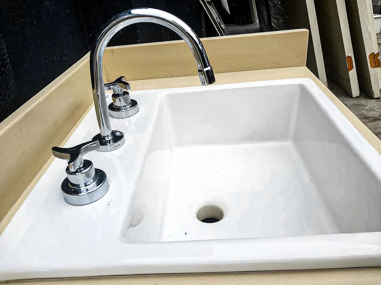 Pia Quartzo com cuba deca - Foto 2