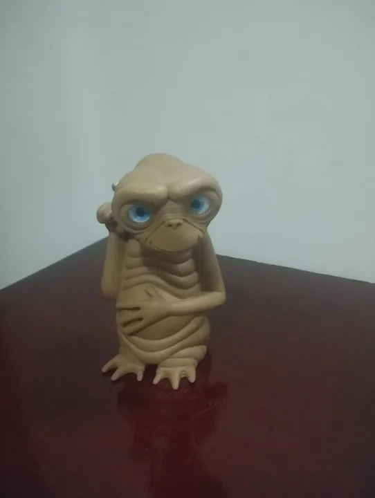 Boneco E.T da Grow