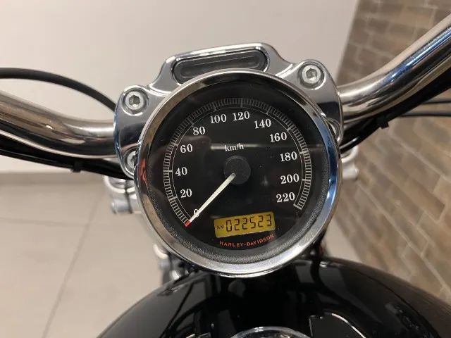 Harley Davidson XL 1200 Custom 2012 - Foto 15