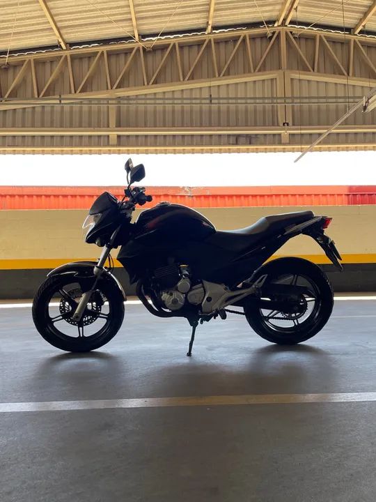 Honda CB300 - 89.000 km - Foto 4