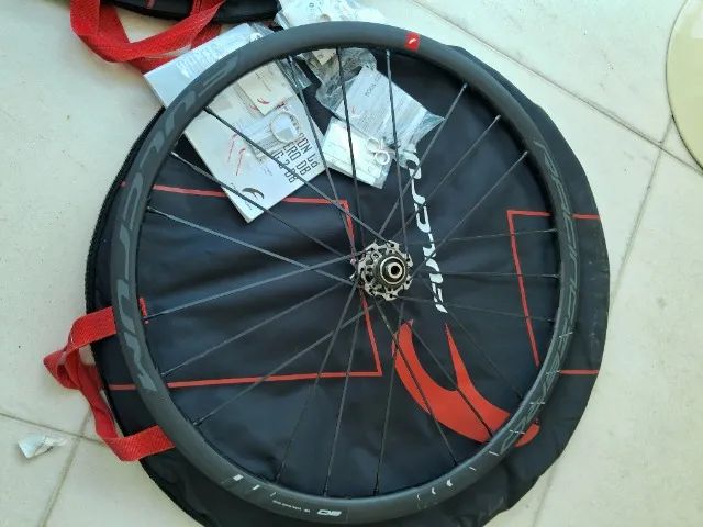 Par rodas fulcrum racing zero - Foto 4