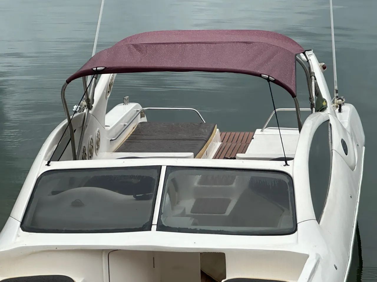 Lancha Valentinha 38 pés - LINDA PROA ABERTA 