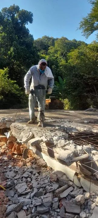 FAZEMOS DEMOLIÇÃO EM GERAL INSTALAÇÃO DE AR-CONDICIONADO  - Foto 5