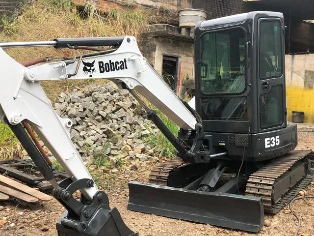 Mini escavadeira Bobcat E35 Ano 2015 - Foto 4
