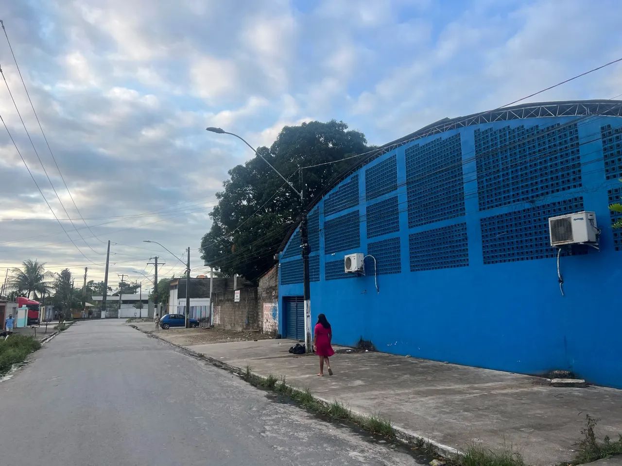 Alugo Galpão(LOJA) na principal do tabuleiro Ponto comercial em frente o Edmundo Auto Peça - Foto 5