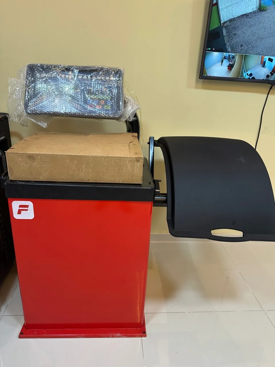 EQUIPAMENTOS PARA OFICINA E AUTOCENTER NOVOS ZERADOS