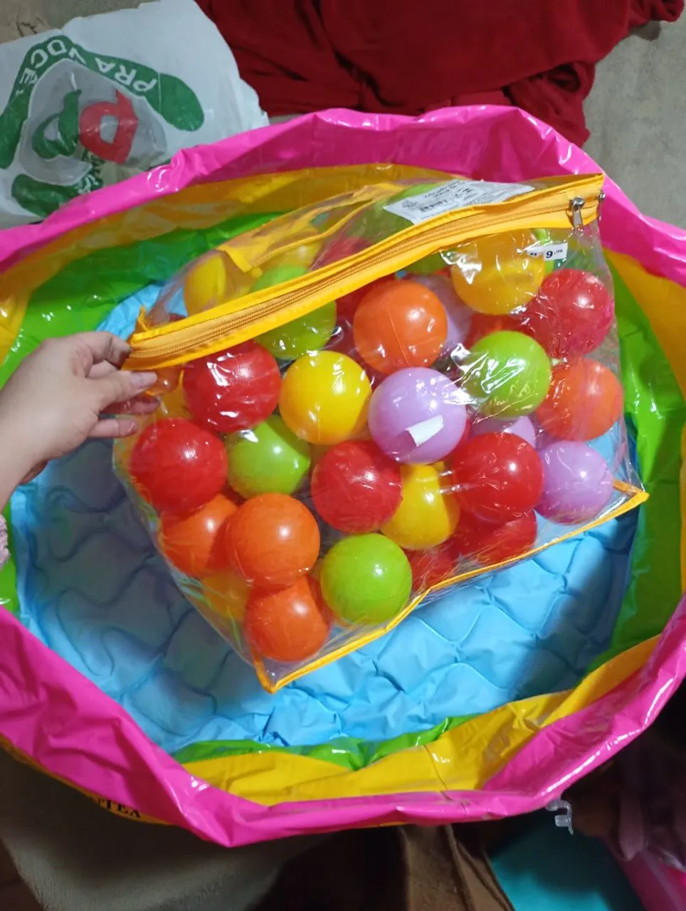 Piscina de bolinhas infantil 56L com 100 bolinhas