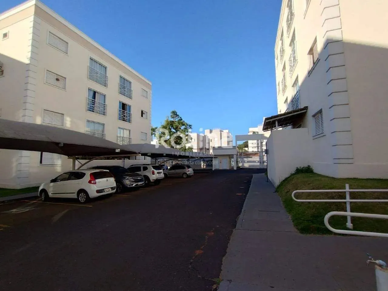 Apartamento para alugar, 2 quartos, Tubalina - Uberlândia/MG - Rotina Imobiliária