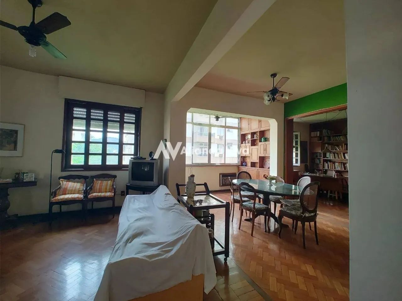 Botafogo | Apartamento 3 quartos, sendo 1 suite - Foto 2