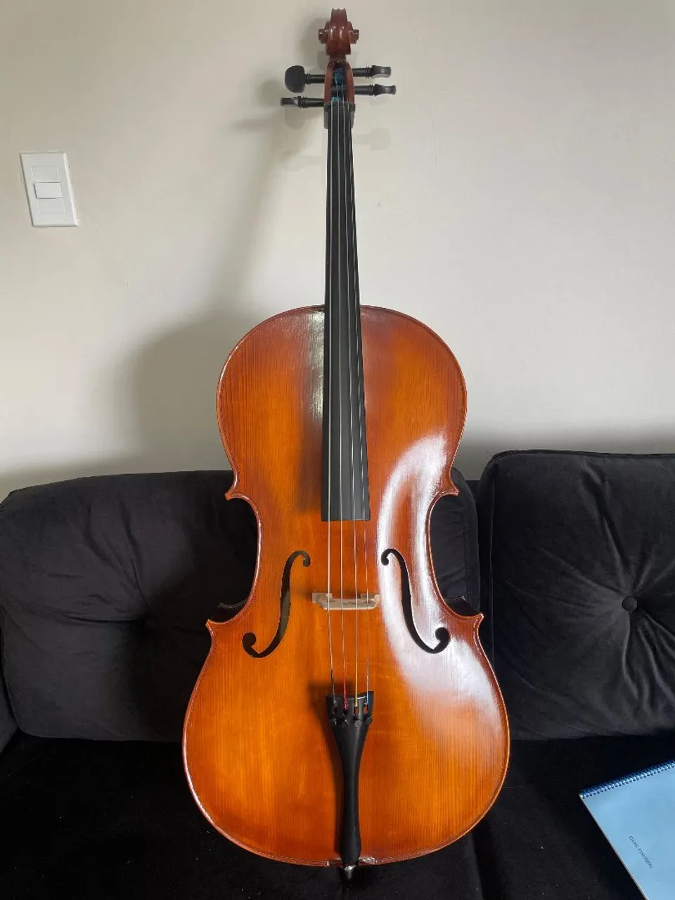 Violoncelo Acústico artesanal em Perfeito Estado