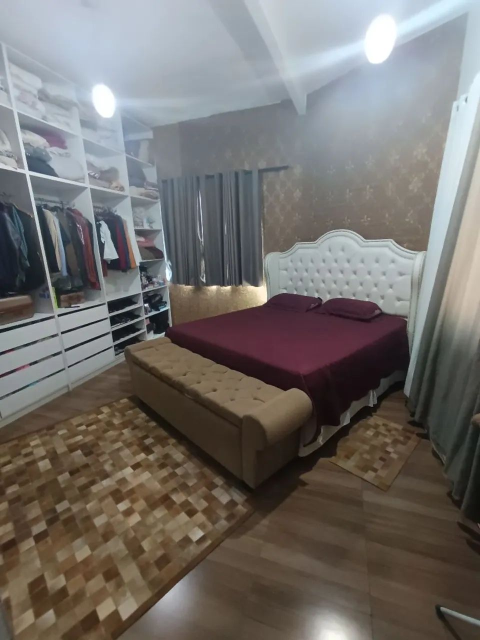 // Casa Comercial e Residencial na Compensa 