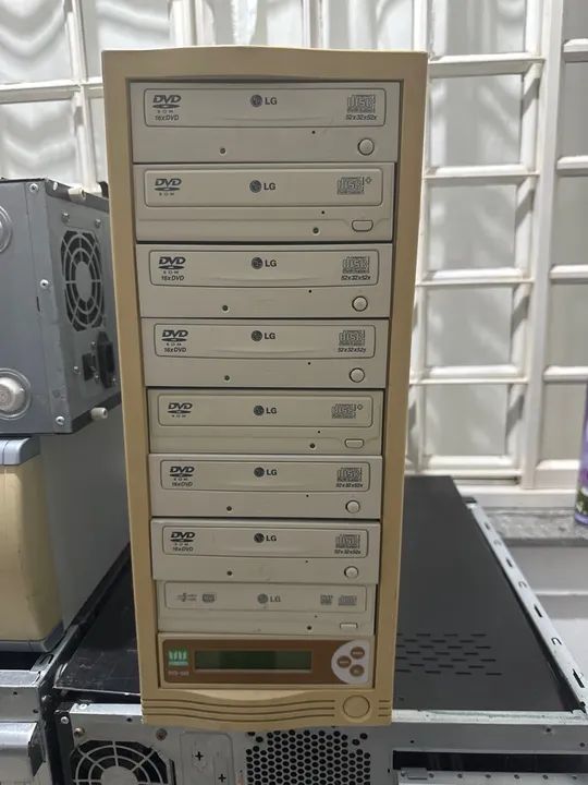 Duplicadora de CDs e DVD - controladora Witron 688 - Foto 3